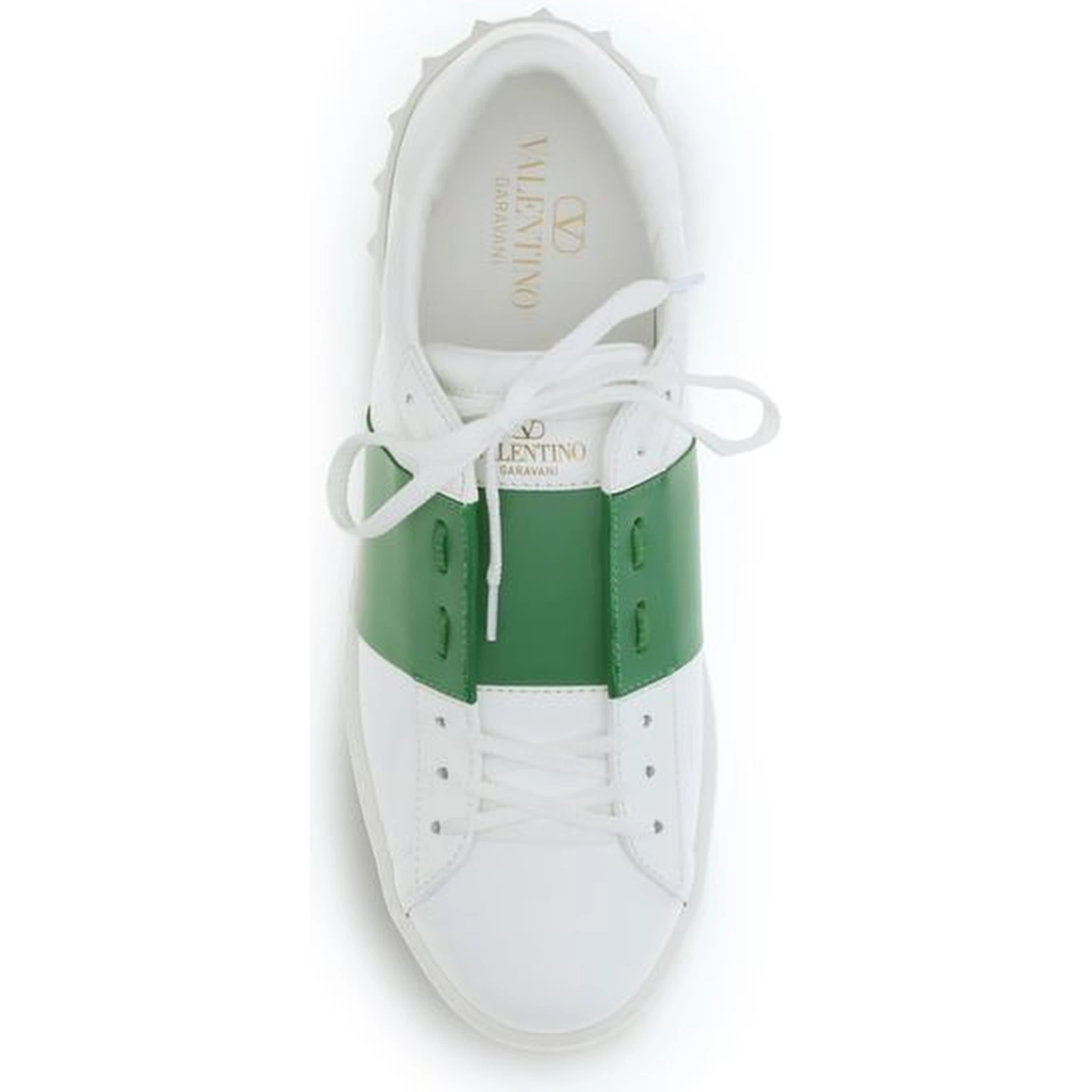 حذاء رياضي منخفض من جلد العجل الأبيض من بوس توروس