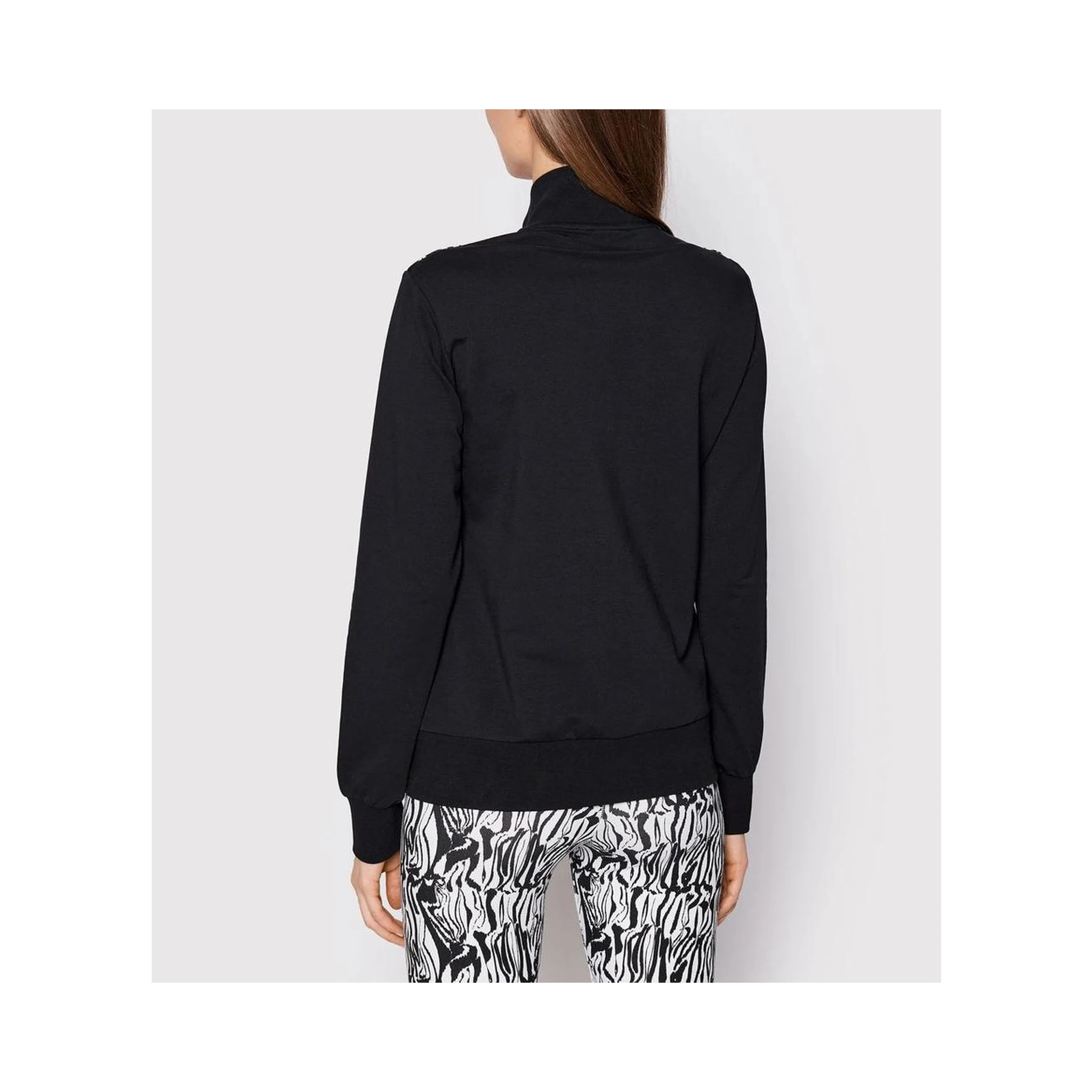 سويت شيرت قطني أسود