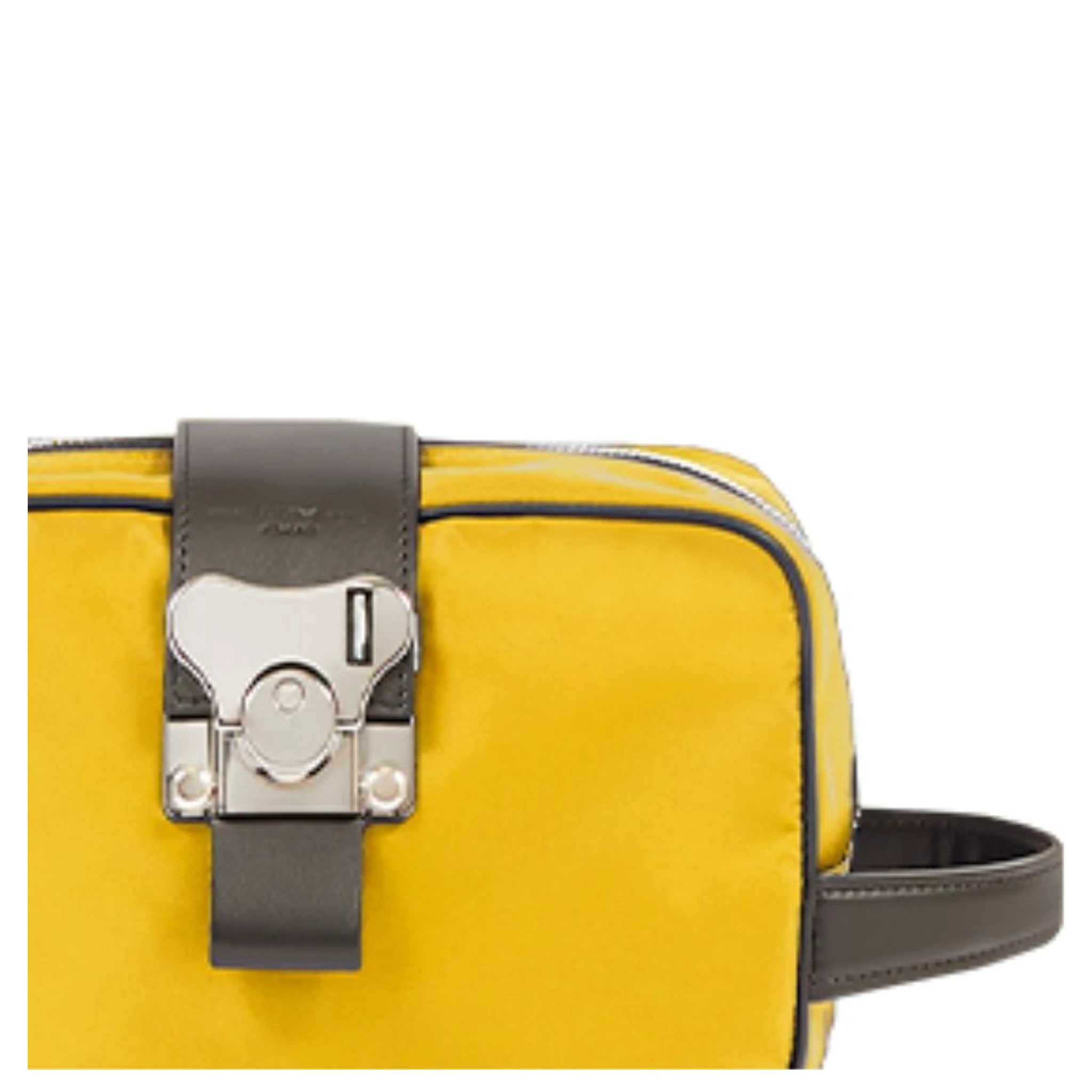 علبة غسيل على شكل فراشة