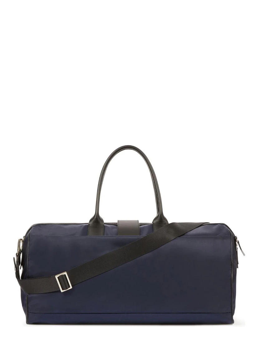 حقيبة سفر على شكل فراشة