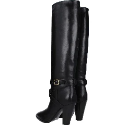 أحذية جلدية سوداء