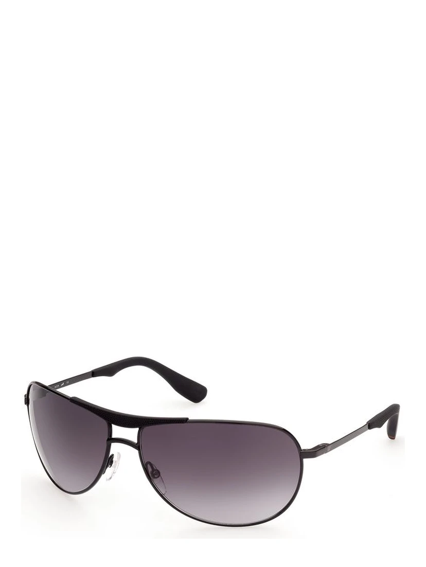 نظارات شمسية معدنية سوداء