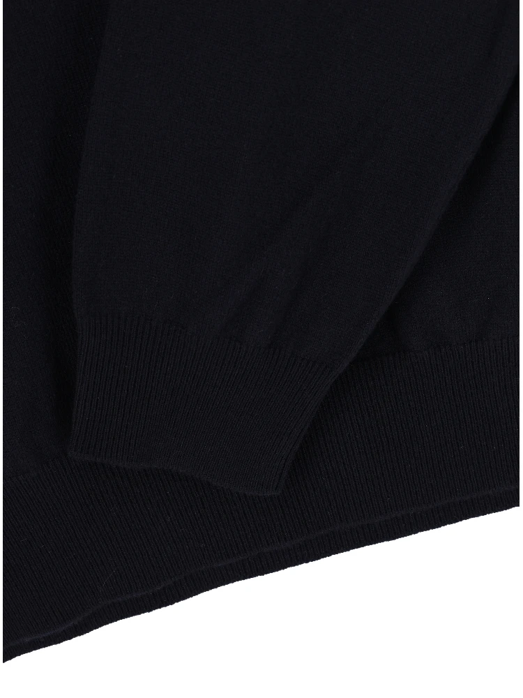 كنزات لورو بيانا