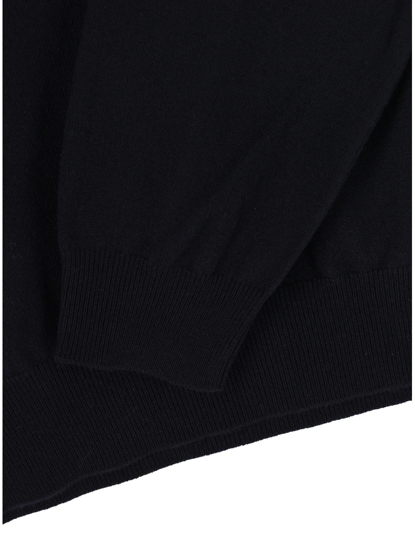 كنزات لورو بيانا