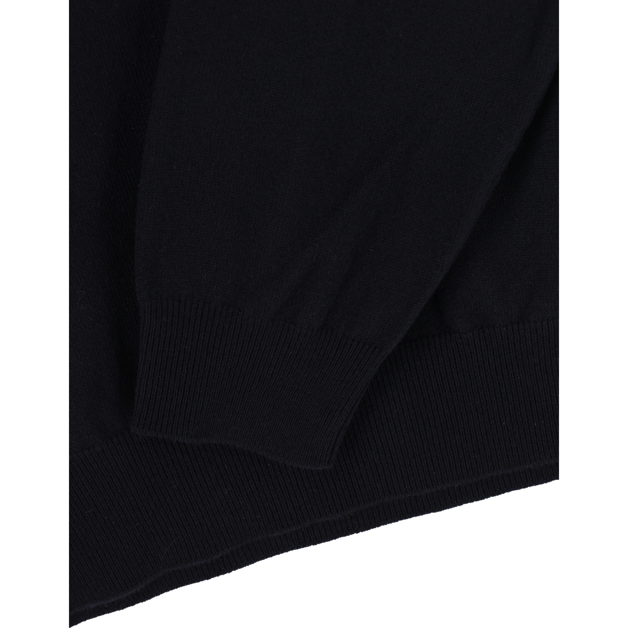 كنزات لورو بيانا