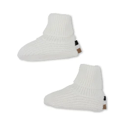 HAT SET WITH SLIPPERS