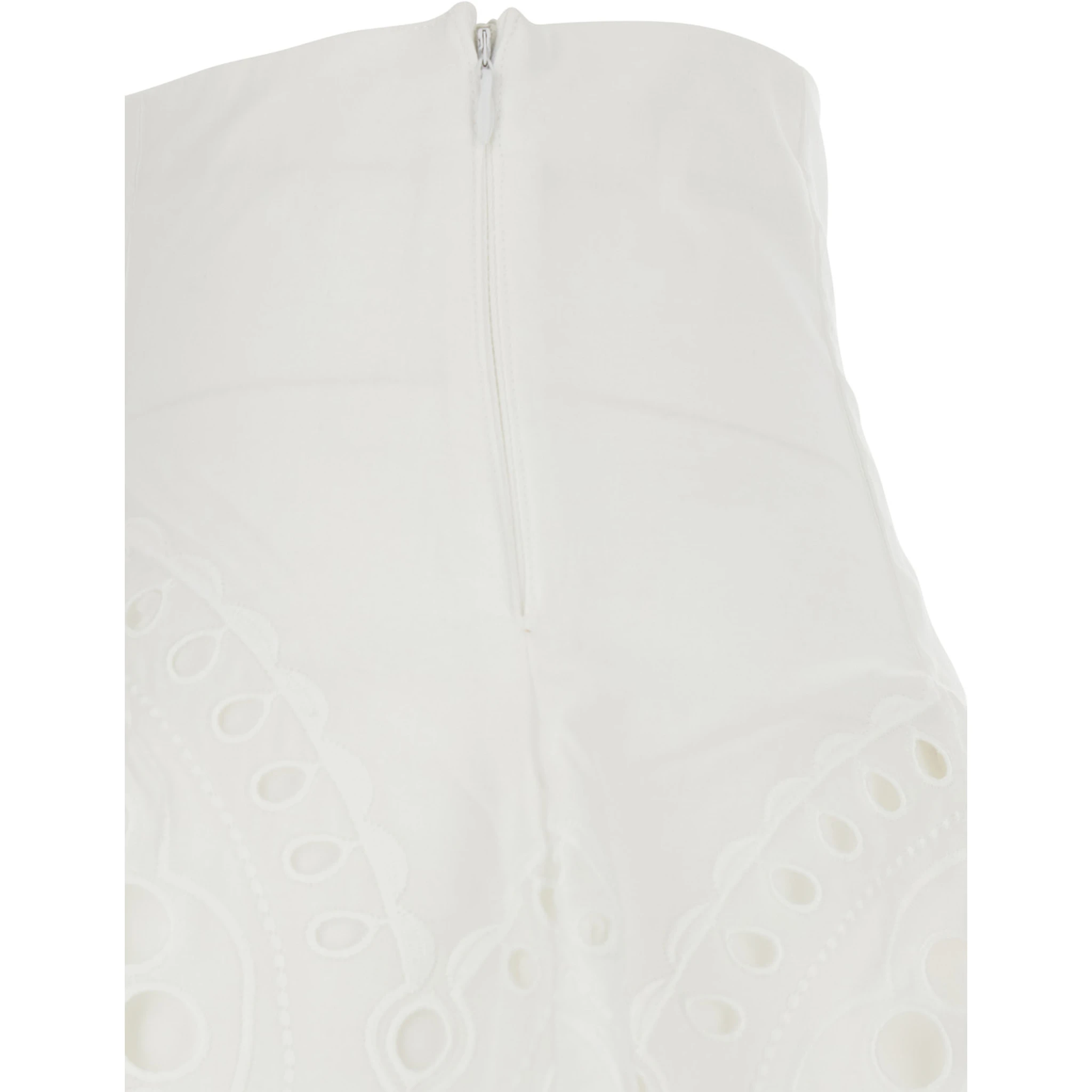 Short Skirt Sail
