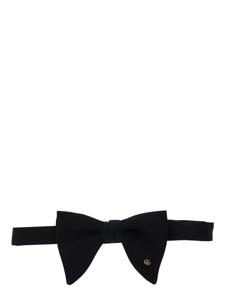 Black Bowtie with GG Plaque on the Front in Silk Man