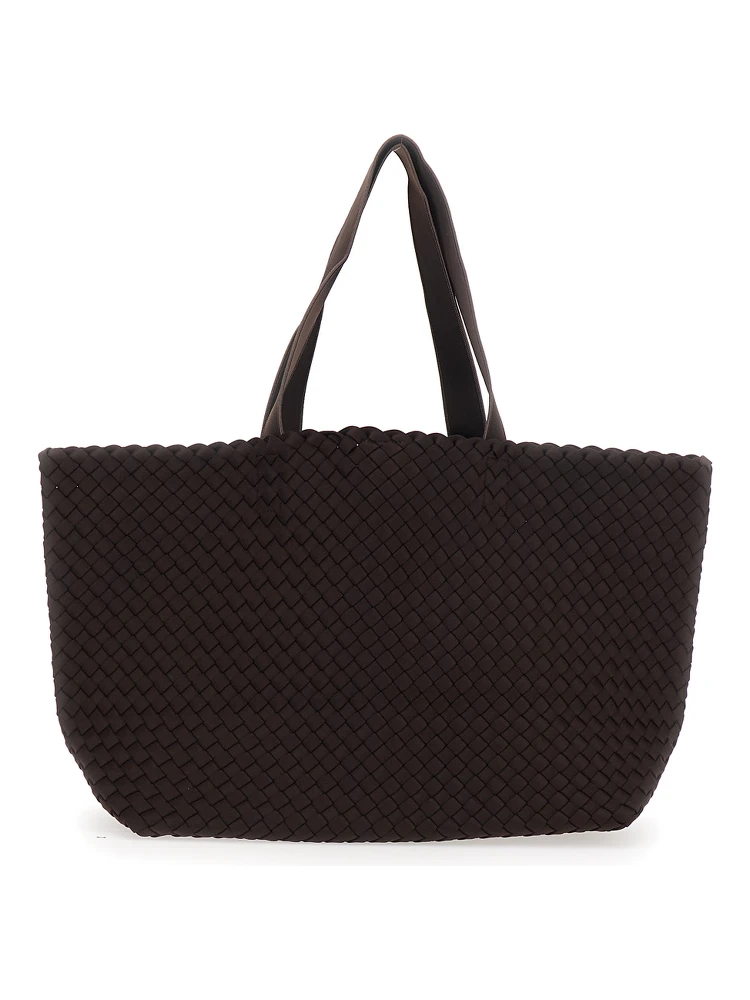 مثل حقيبة كبيرة