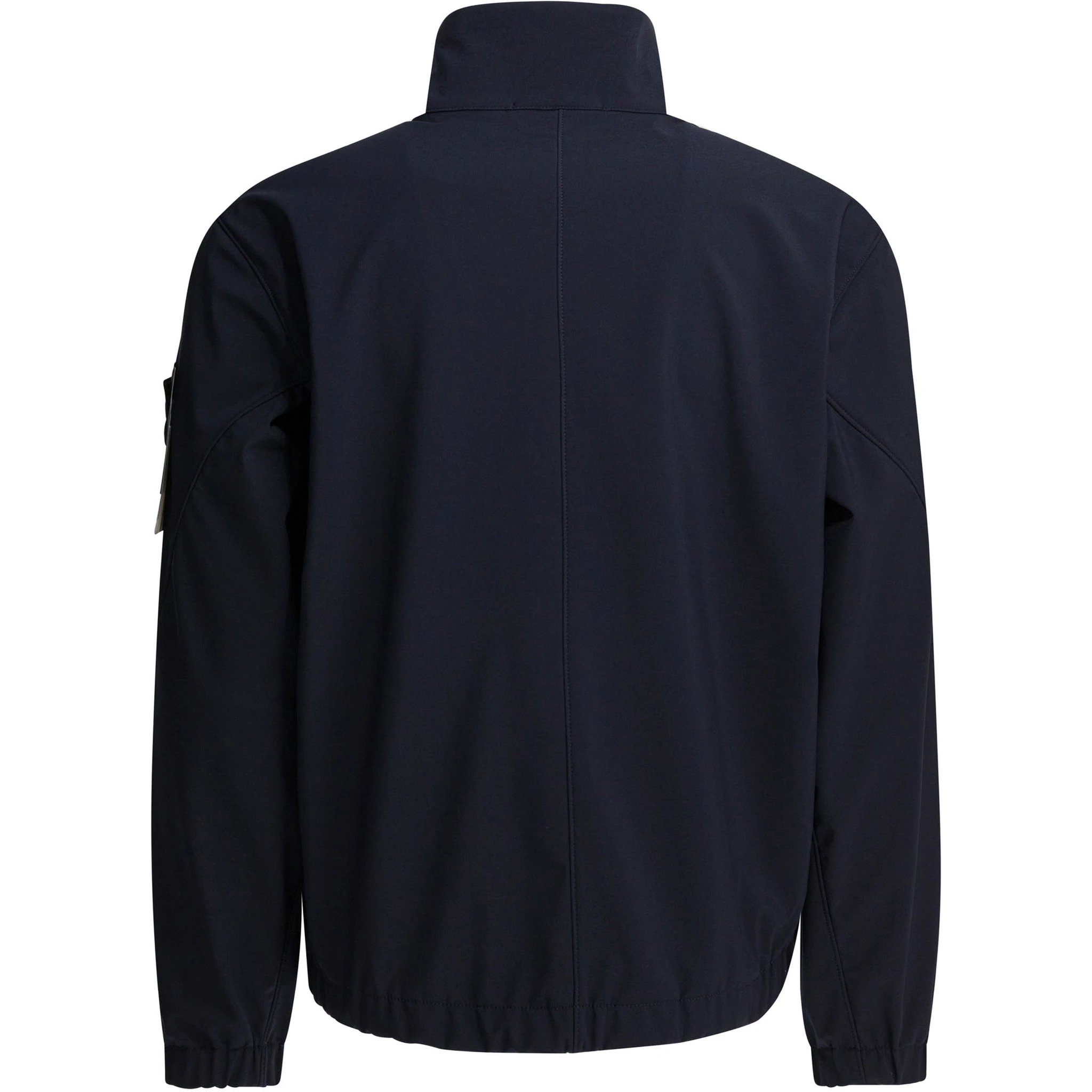 سترة واقية من الرياح ومقاومة للماء