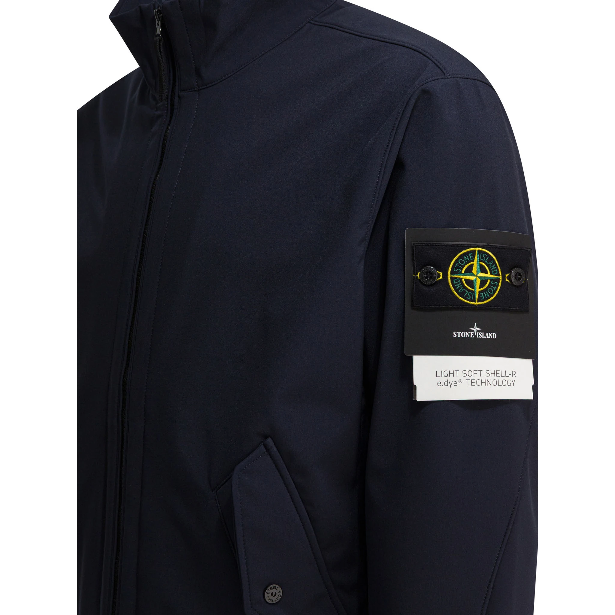 سترة واقية من الرياح ومقاومة للماء