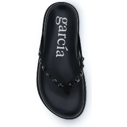 Black Rubber Flip-Flop Sandals