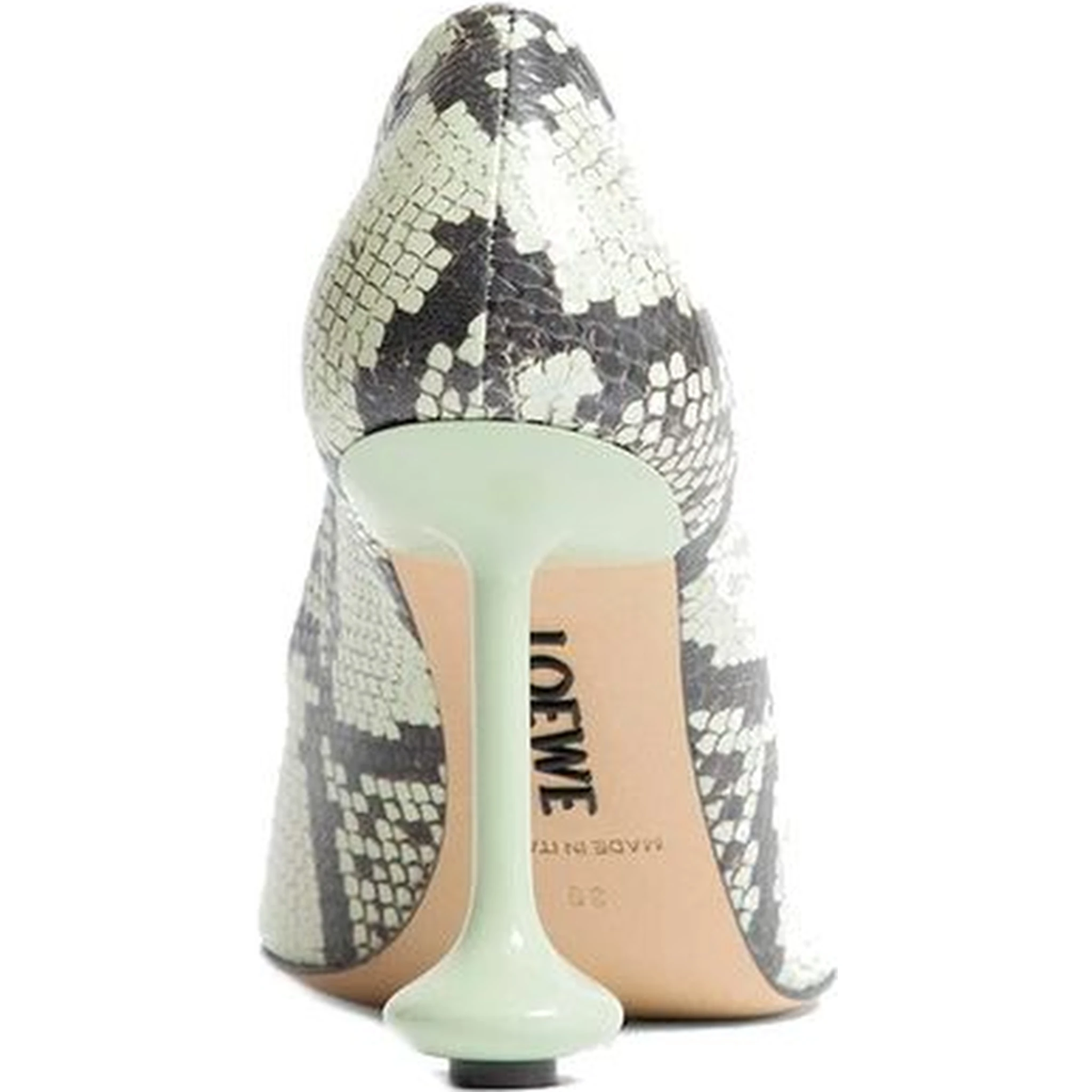 حذاء بكعب عالٍ من جلد الماعز بلونين