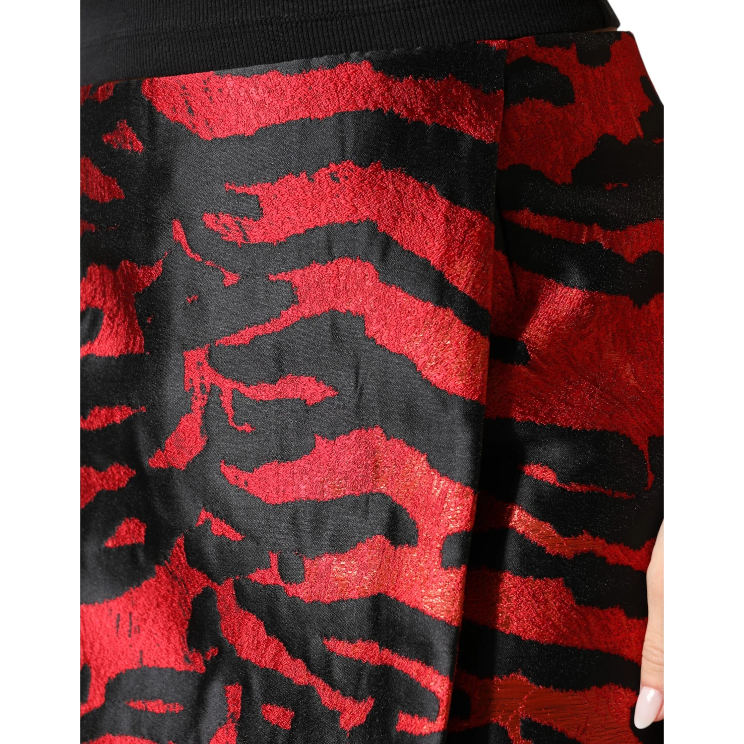 Black Red Jacquard High Waist Mini Skirt