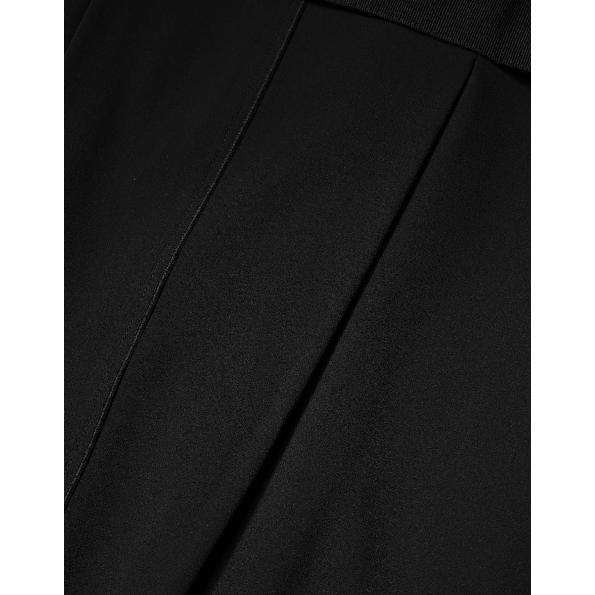 Black Sleeveless Sheath Knee Length Dress