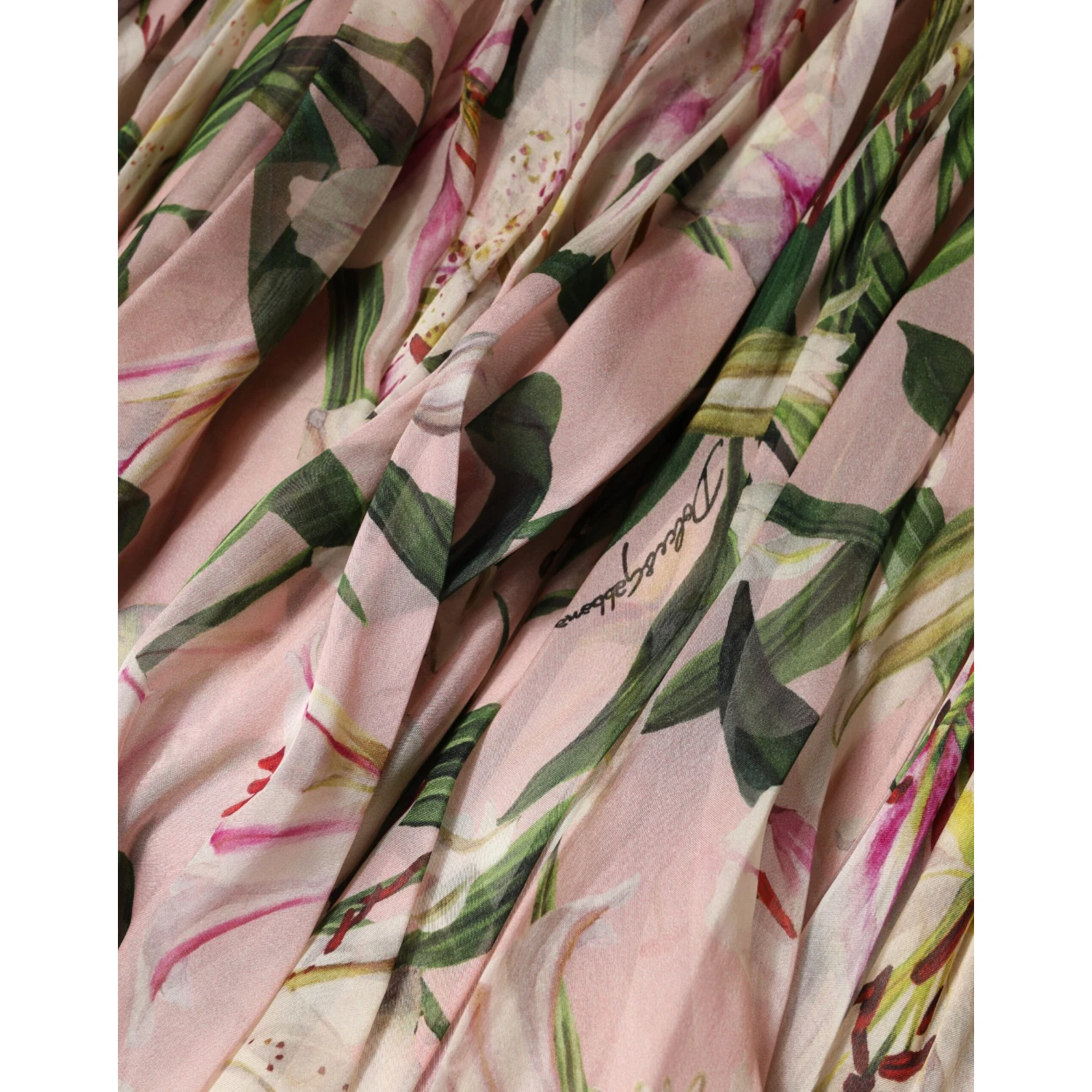 Pink Lily Print A-line Pleated Maxi Dress