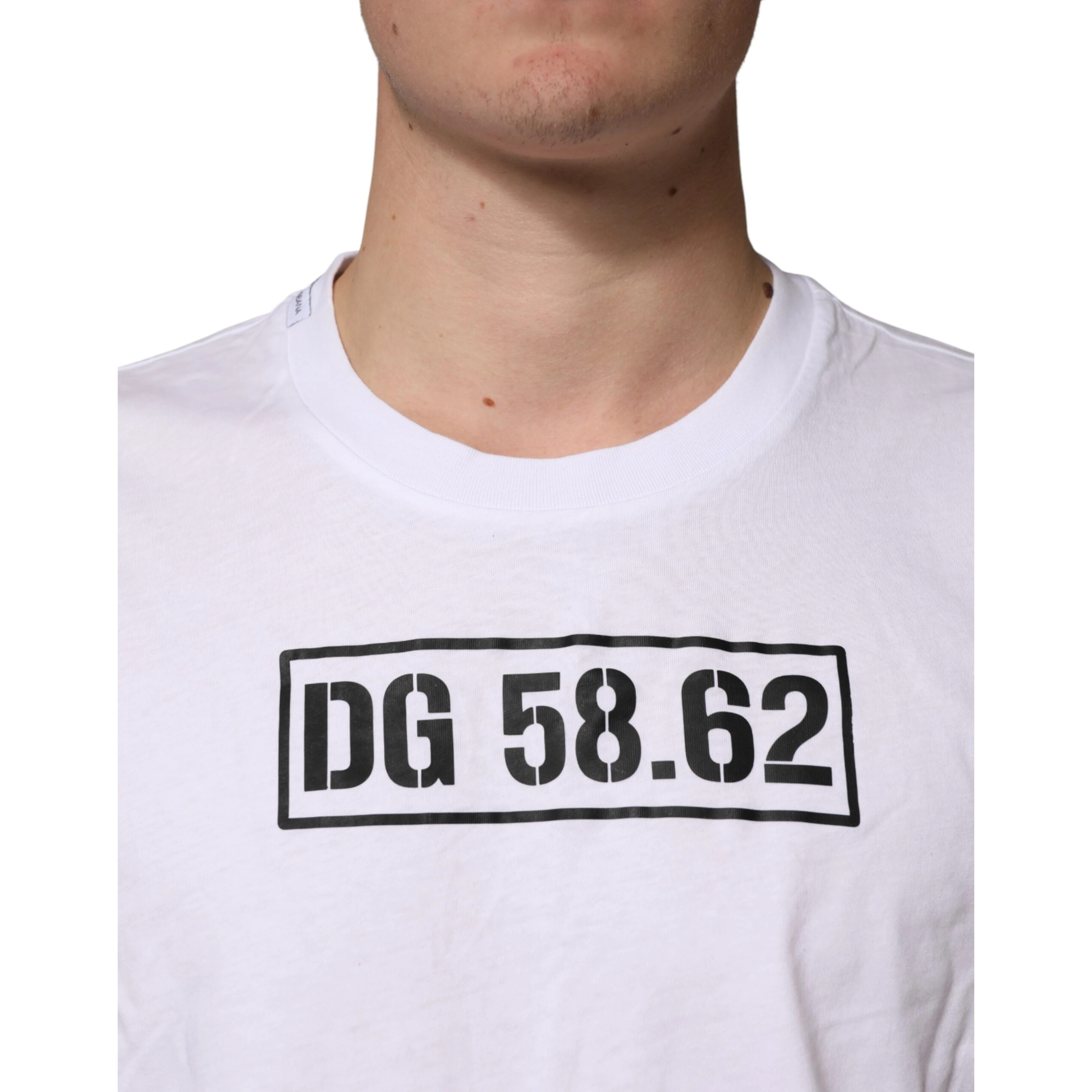 White Graphic Cotton Men Crew Neck T-shirt