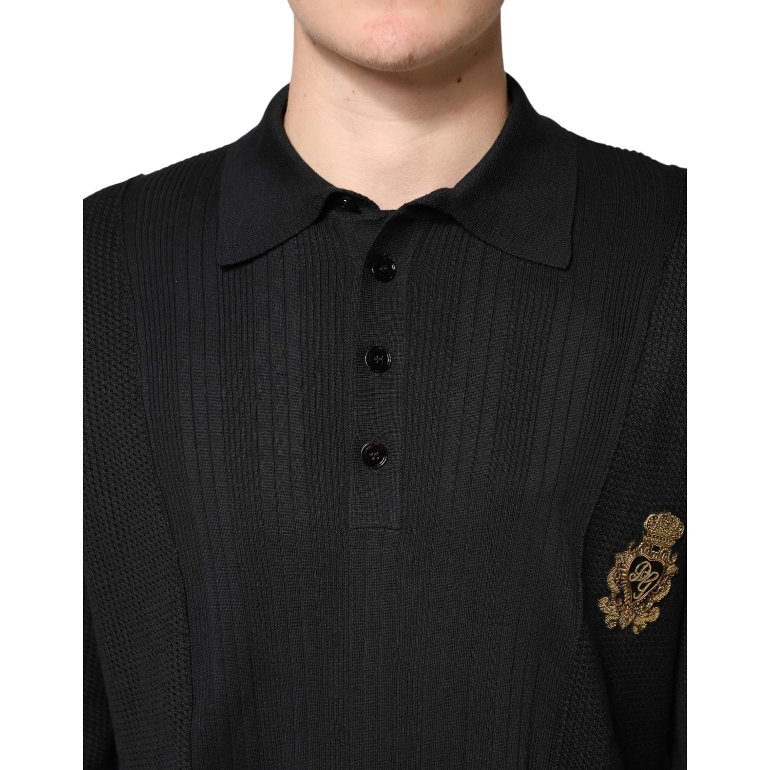Black Crest Long Sleeve Men Pullover Sweater