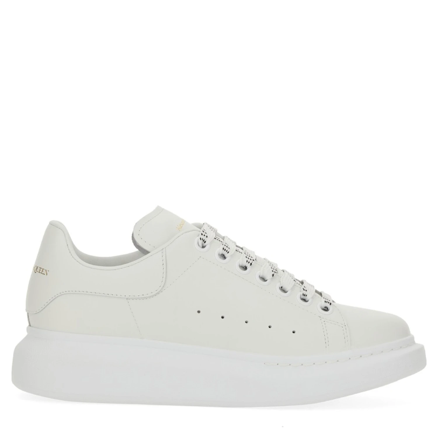 OVERSIZED SNEAKER