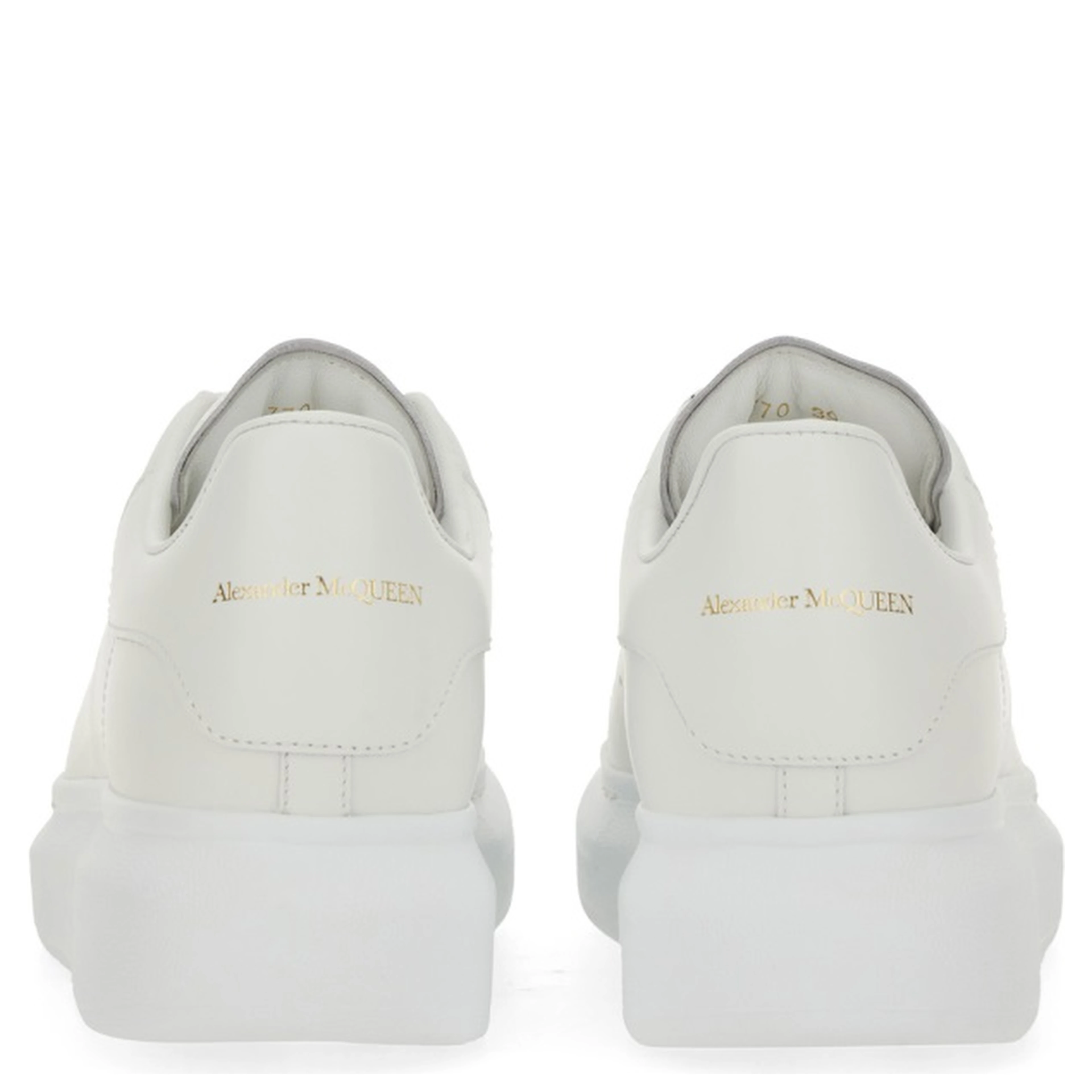OVERSIZED SNEAKER