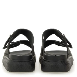 صندل هجين بإبزيم مزدوج