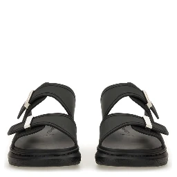 صندل هجين بإبزيم مزدوج