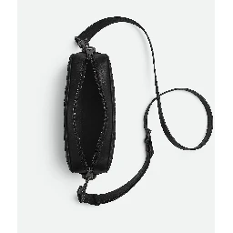 حقيبة كروسبودي "إنتريتشياتو"