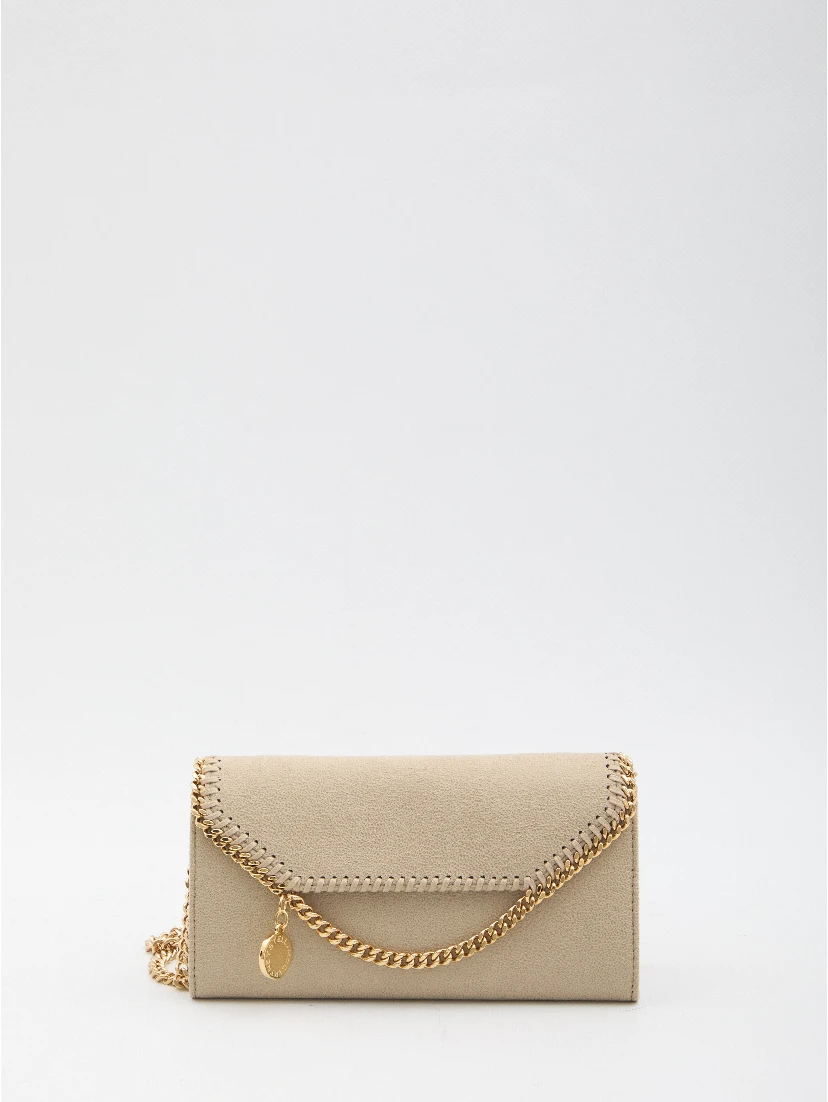 Falabella continental wallet on chain