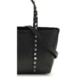 حقيبة كتف بوس توروس من جلد العجل الأسود