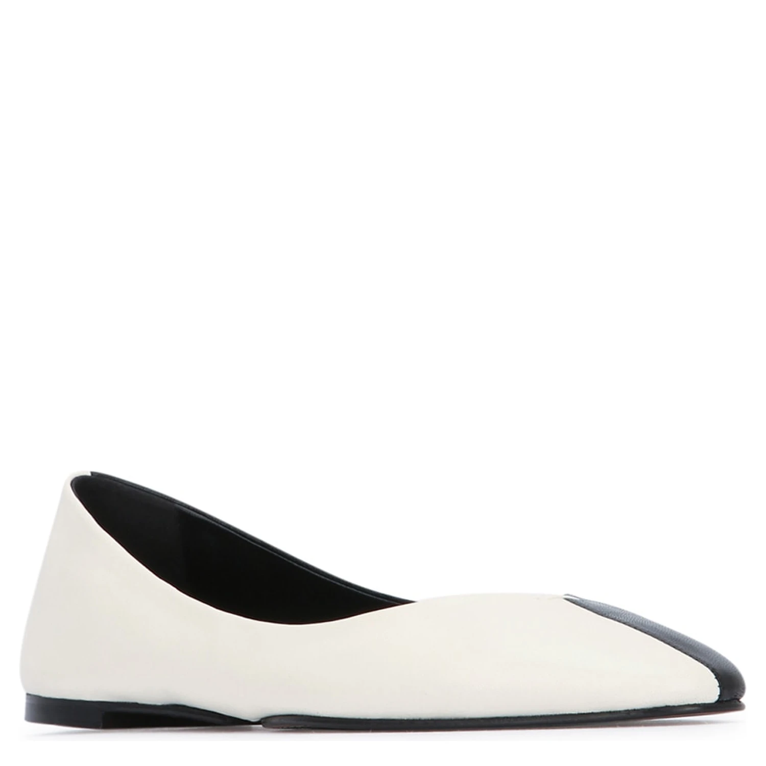 LES BALLERINES OVALO