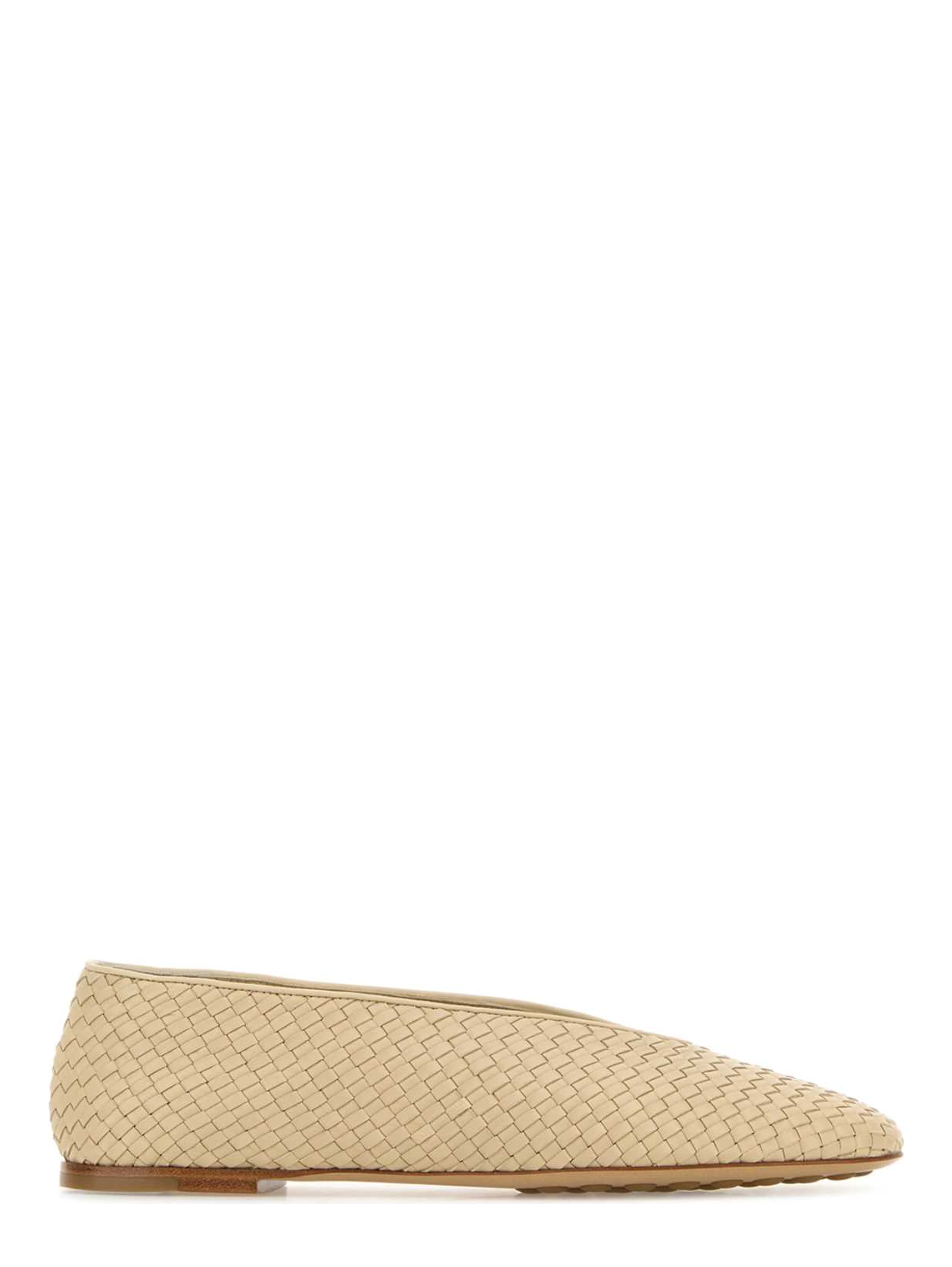 ROSA FLAT