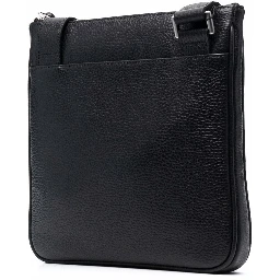 حقائب إمبوريو أرماني.. أسود