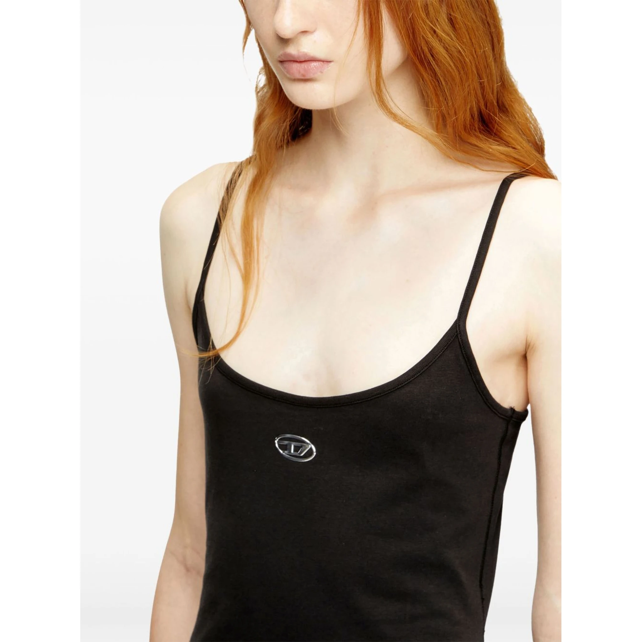 فساتين ديزل سوداء