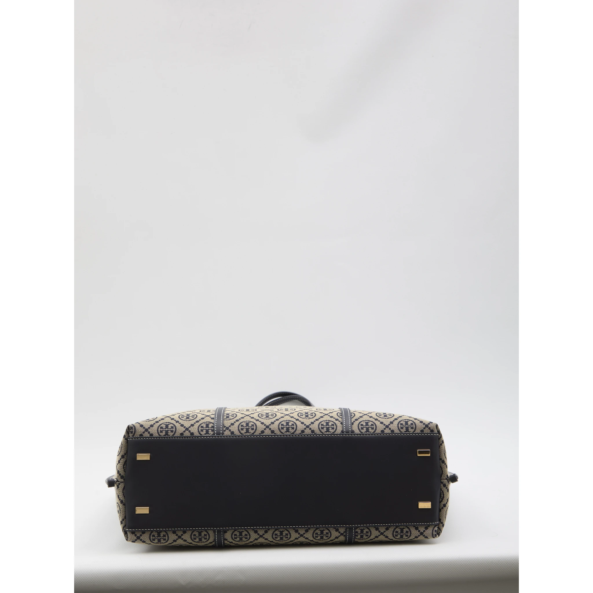 Perry T Monogram shopping bag