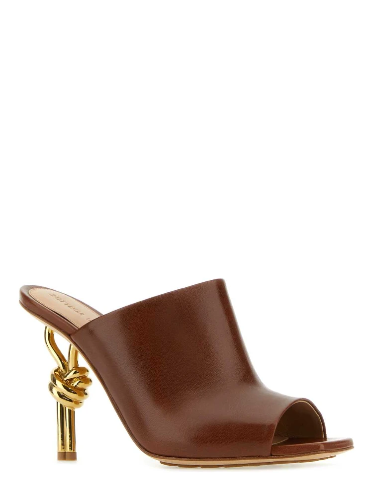 SCARPE CON TACCO alternative
