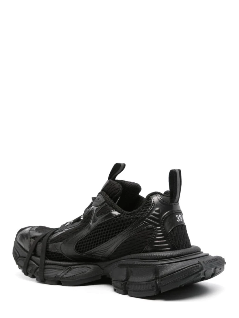 "3XL" sneakers