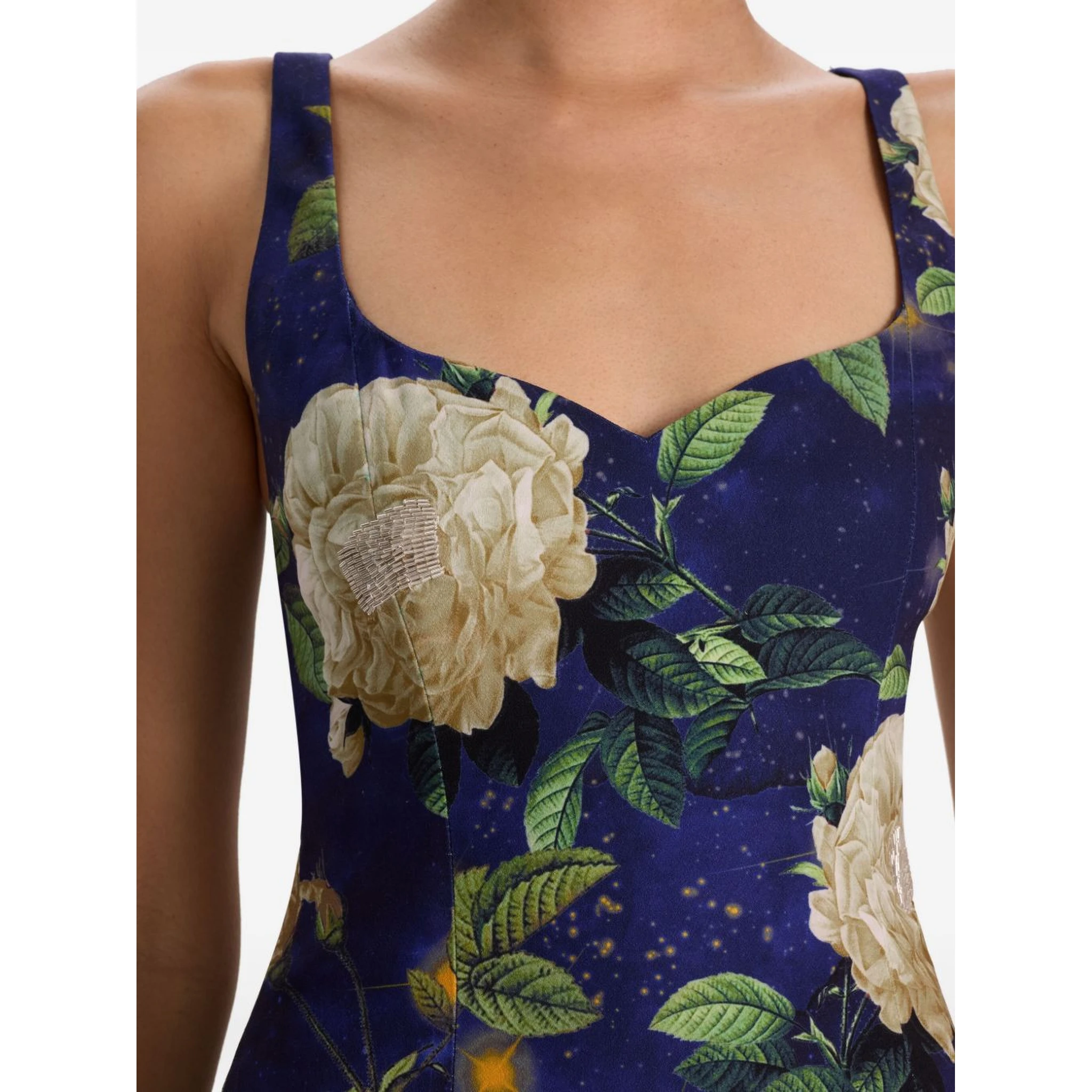 فساتين أليس + أوليفيا باللون الأزرق