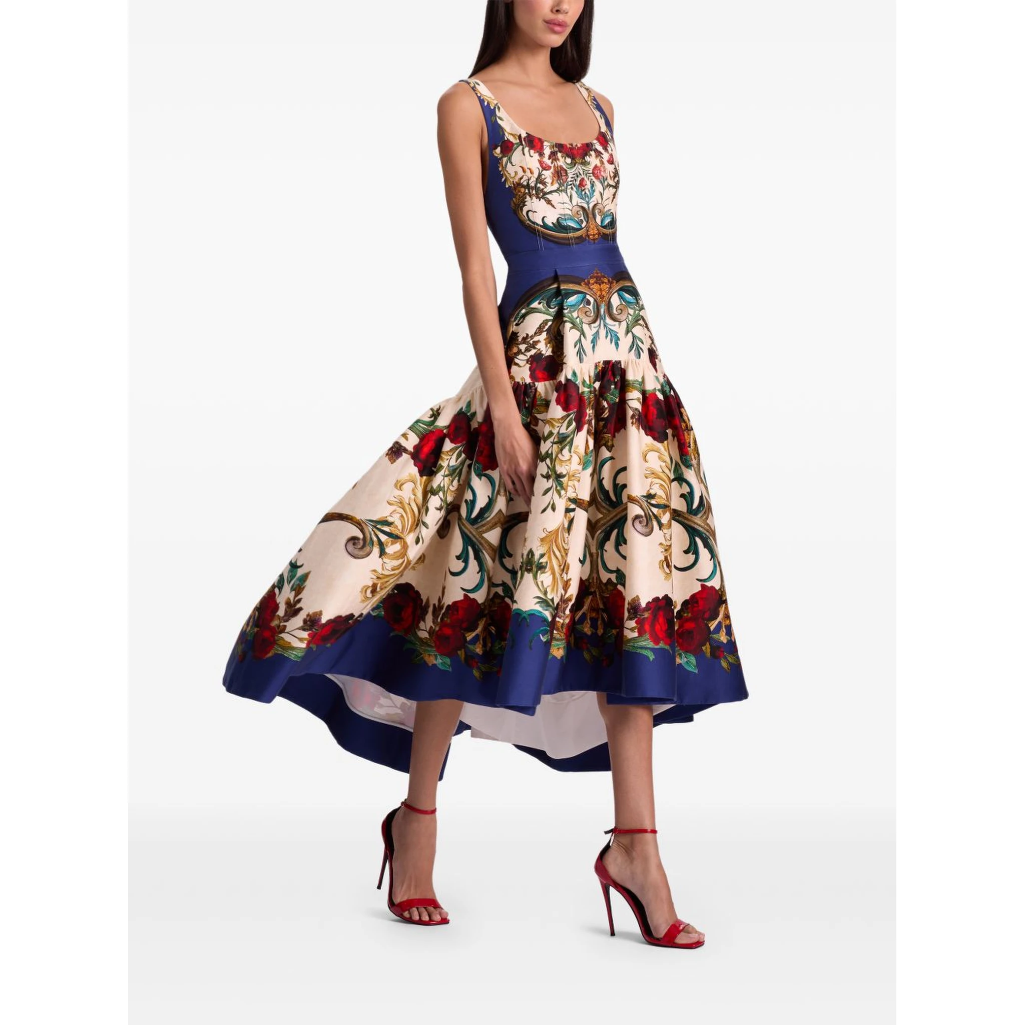 فساتين أليس + أوليفيا باللون الأزرق