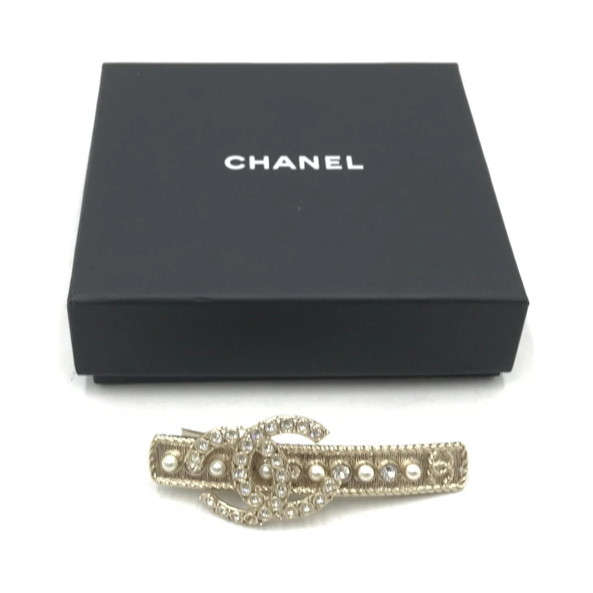 Crystal Pearl CC Hair Clip