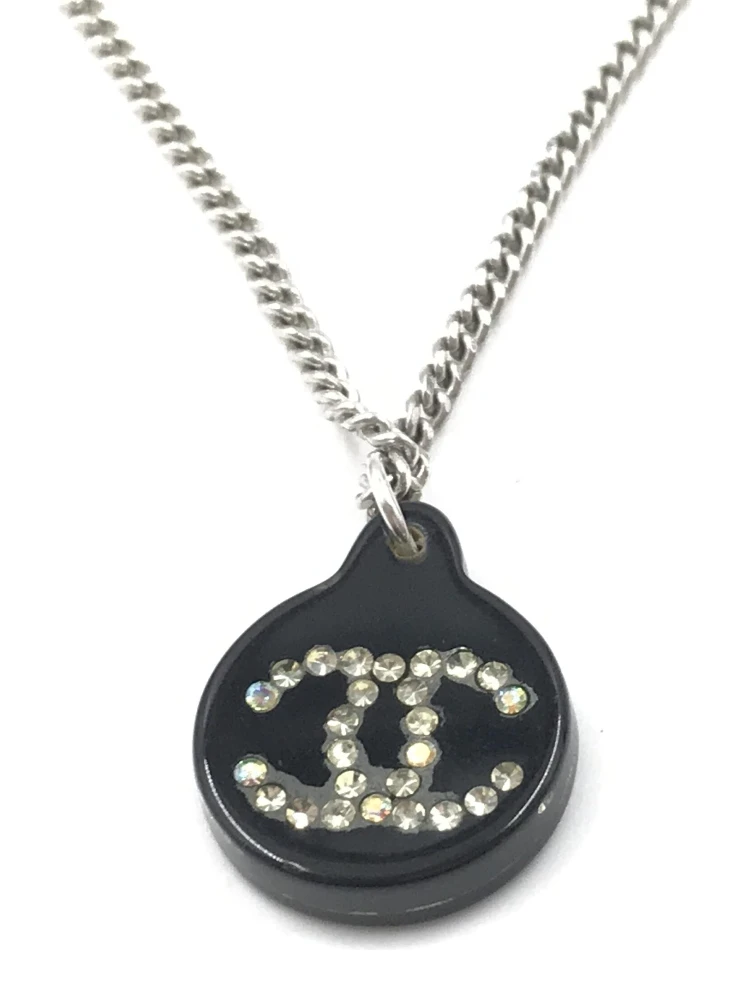 Coco Mark Rhinestone Necklace alternative