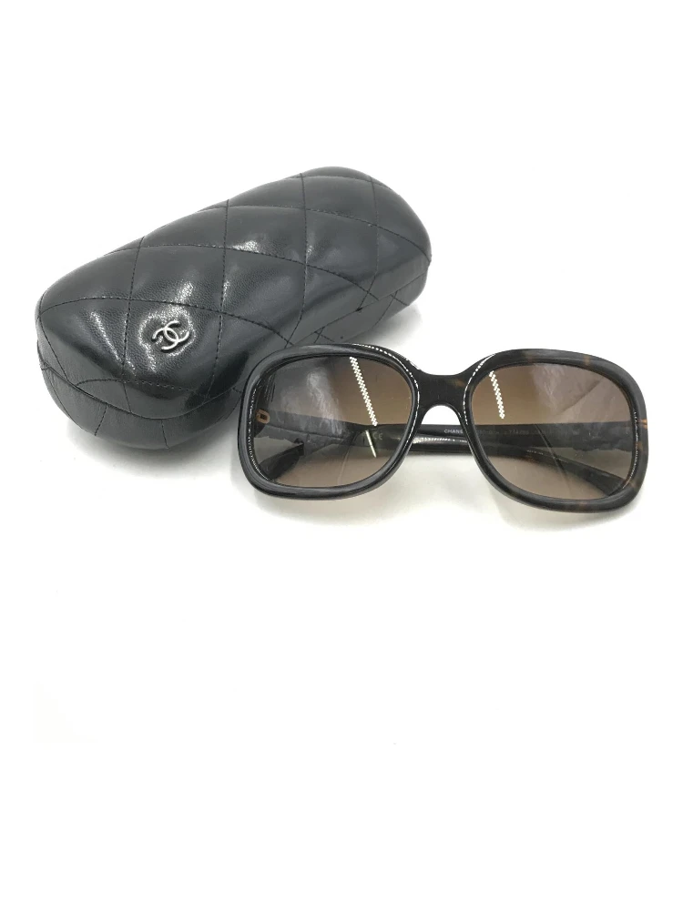 Chanel Interlocking CC Logo Oversize Sunglasses