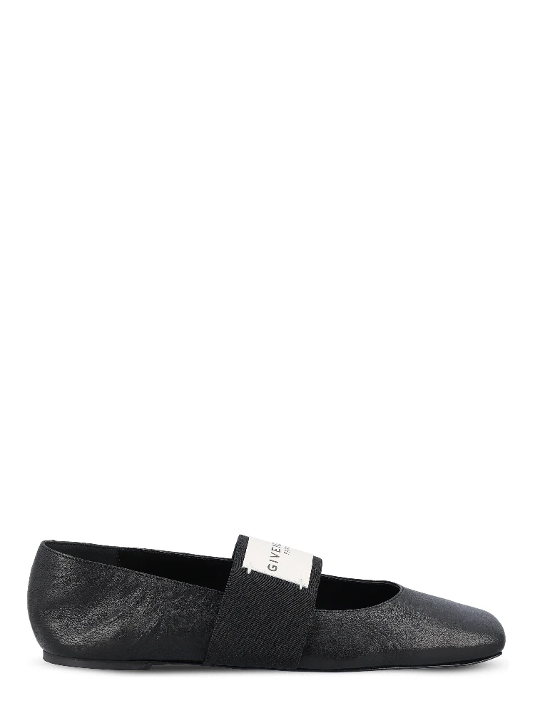 Givenchy Flat shoes Black