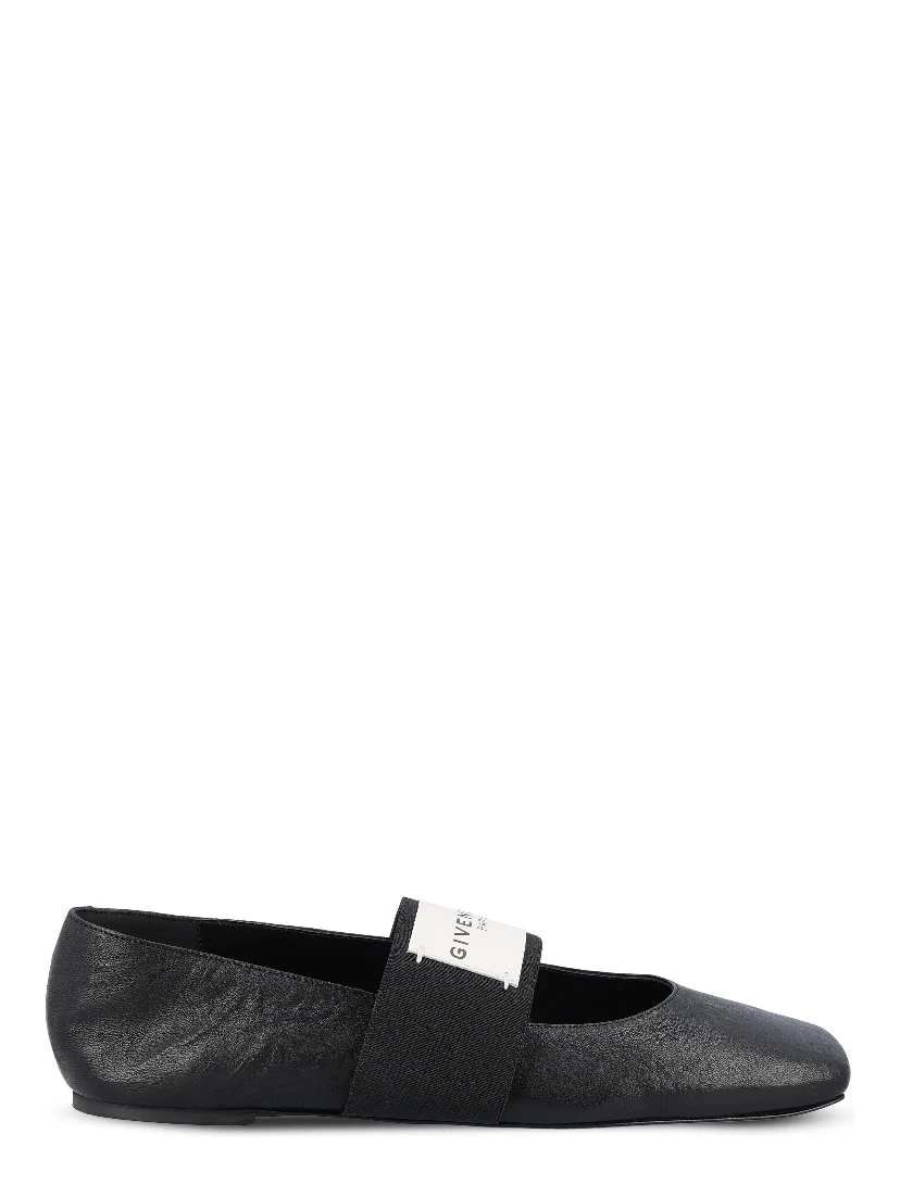Givenchy Flat shoes Black