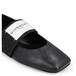 Givenchy Flat shoes Black