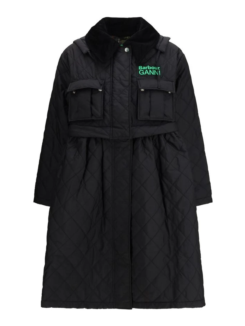 طلاء بوليستر أسود