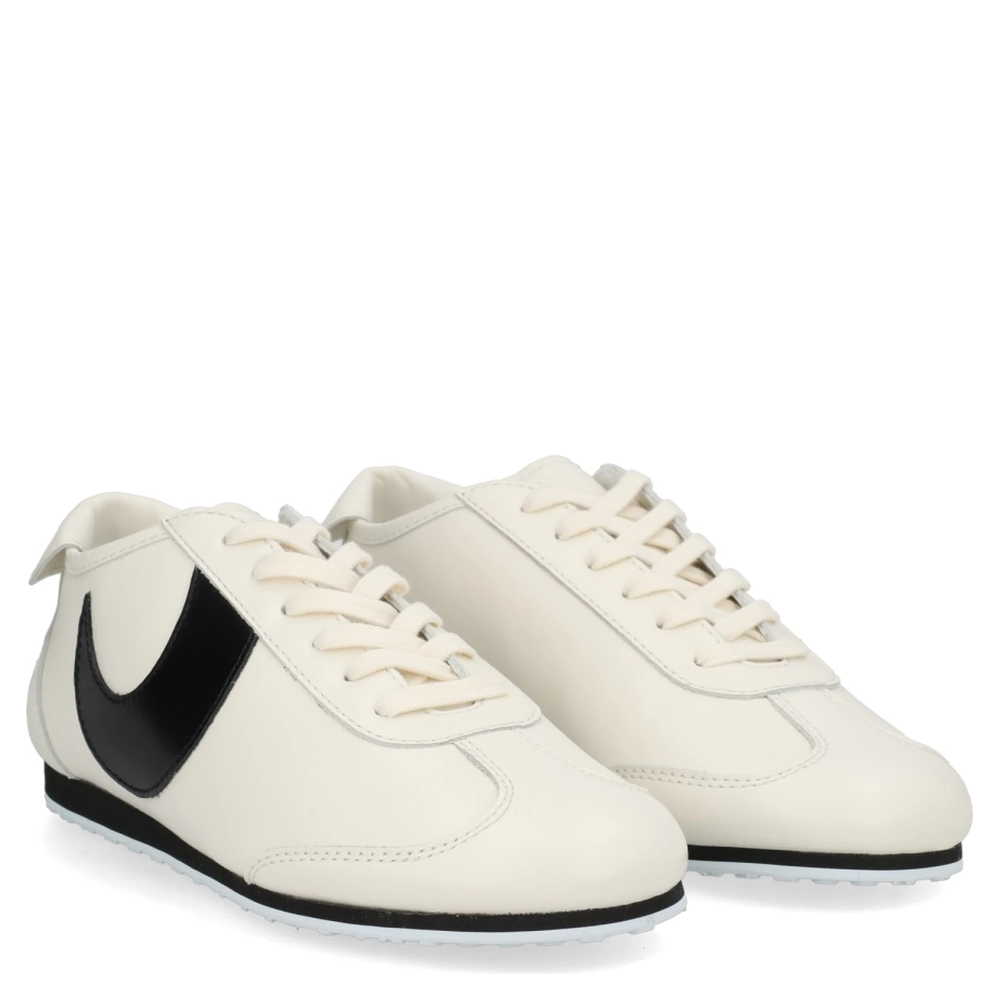 "ASTRA" SNEAKER