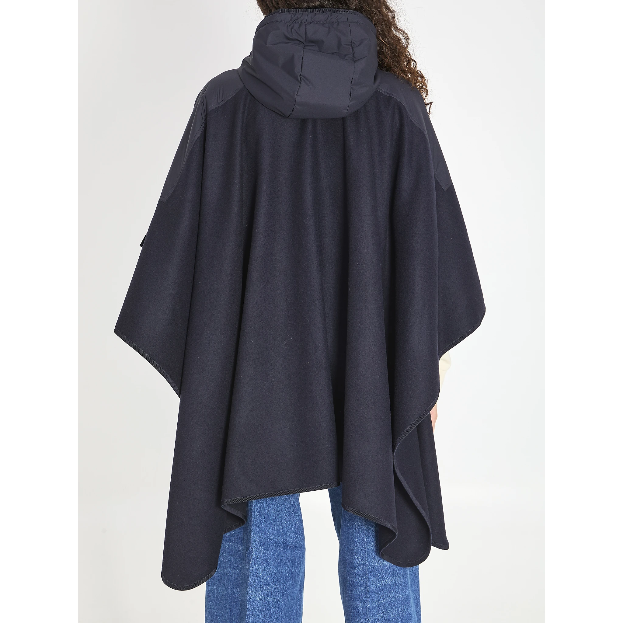 Wool and nylon cape