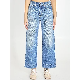 High-waisted shorts jeans