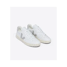 Veja Sneakers
