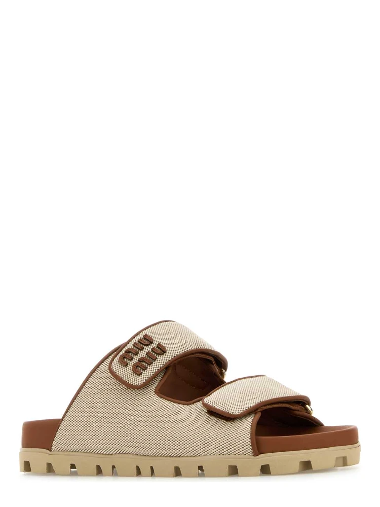 لحظة alternative